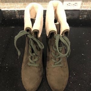 Olive Green Wedge Ankle Boot Women’s US Size 8